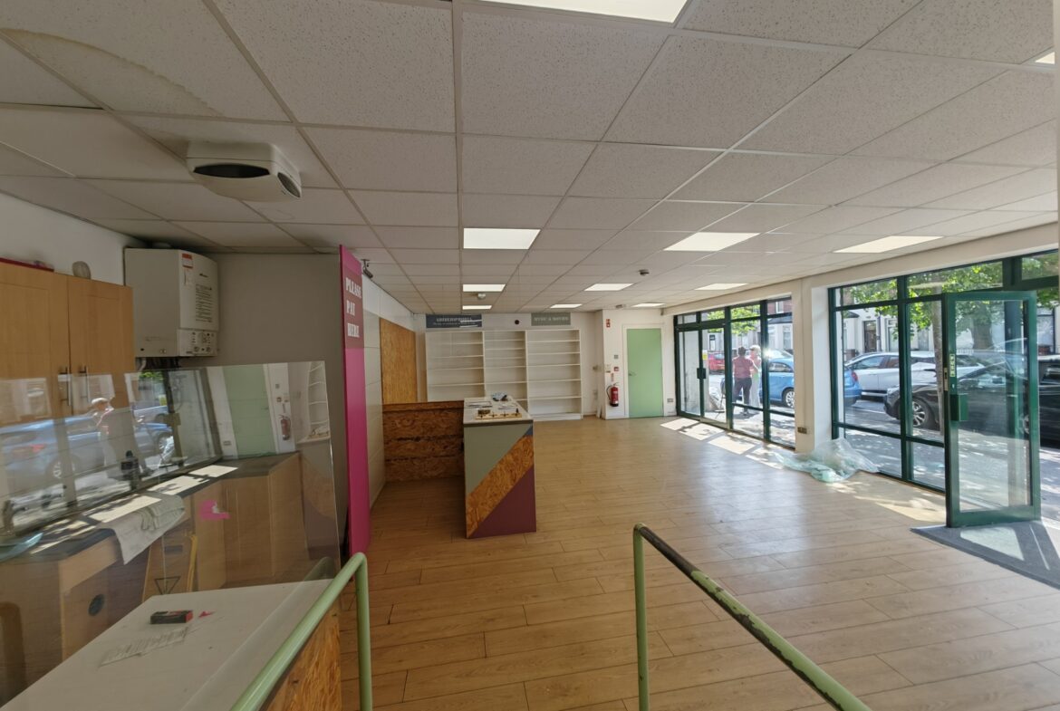 79b,c, d Springfield Road, Belfast BT12 7AE. 1200 sq ft beside the popular Blackstaff Mill where lots of food, artist, music, supermarket.